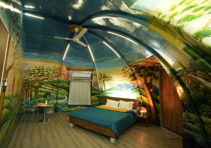 Palm Beach Resort Valsad Bagian luar foto